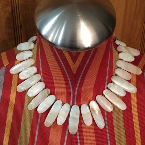 Cleopatra style necklace of varied polished agate - Picture 2 of 8